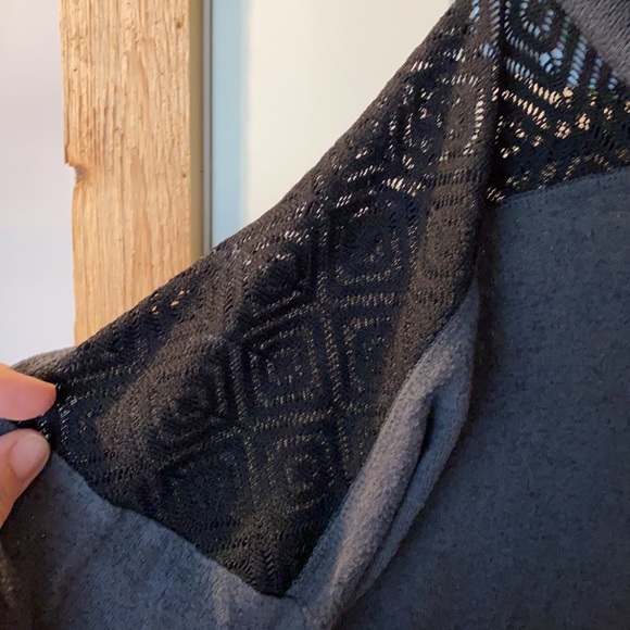 3 tops for one price - Picture 3 of 9